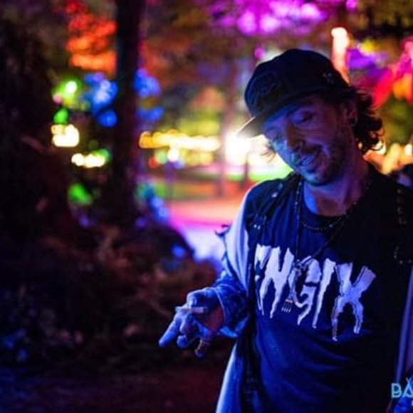 Meet your Posher, Thims - Picture 1 of 1